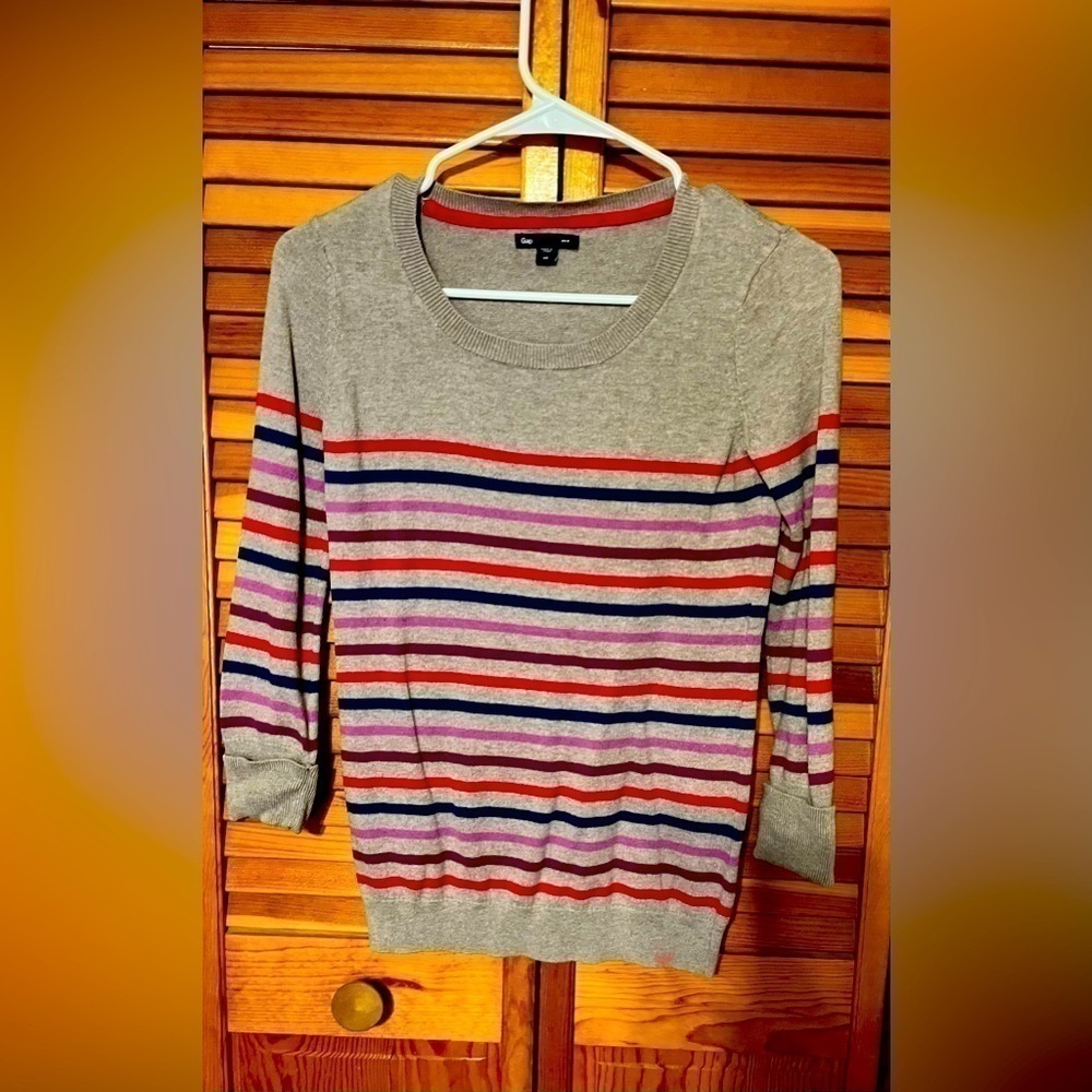 GAP Crew Neck Striped Sweater. XS